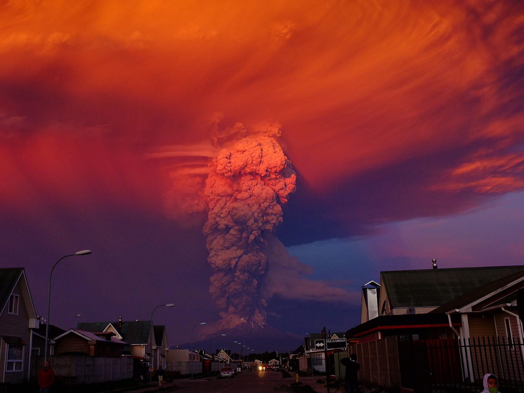 Wetter - Ausbruch Vulkan Calbuco Chile Vulkanausbruch - 23.4.2015 Wetter - Ausbruch Vulkan Calbuco Chile Vulkanausbruch - 23.4.2015