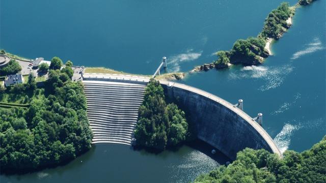 Trockene Winter sind viel gefährlicher für die Trinkwasserversorgung als trockene Sommer Die Urfttalsperre in der Eifel