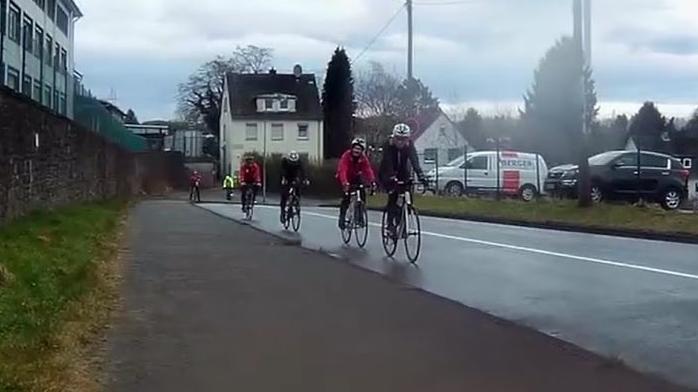 Tobis Radblog: Motiviert durch den Winter - wie kriege ich das hin? Rennrad Wintertraining