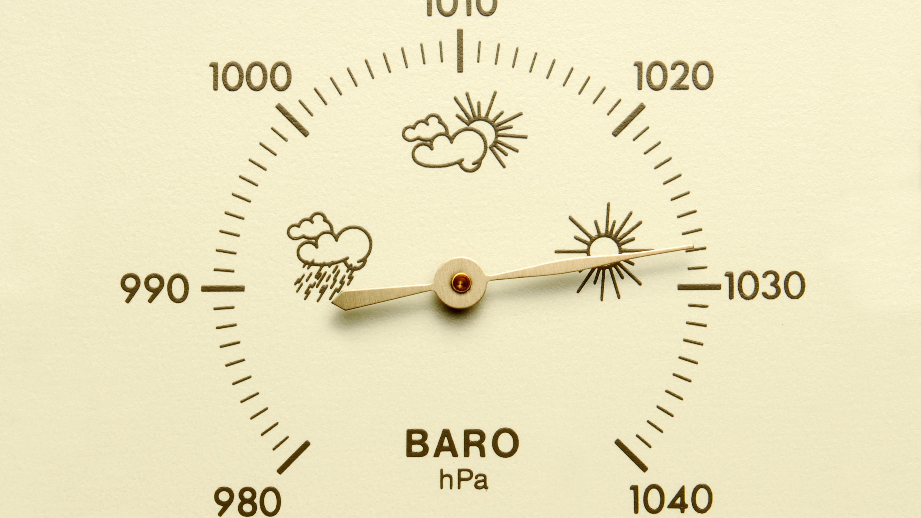 Wetterlexikon: Bar Barometer, Symbolbild für schöne Aussichten