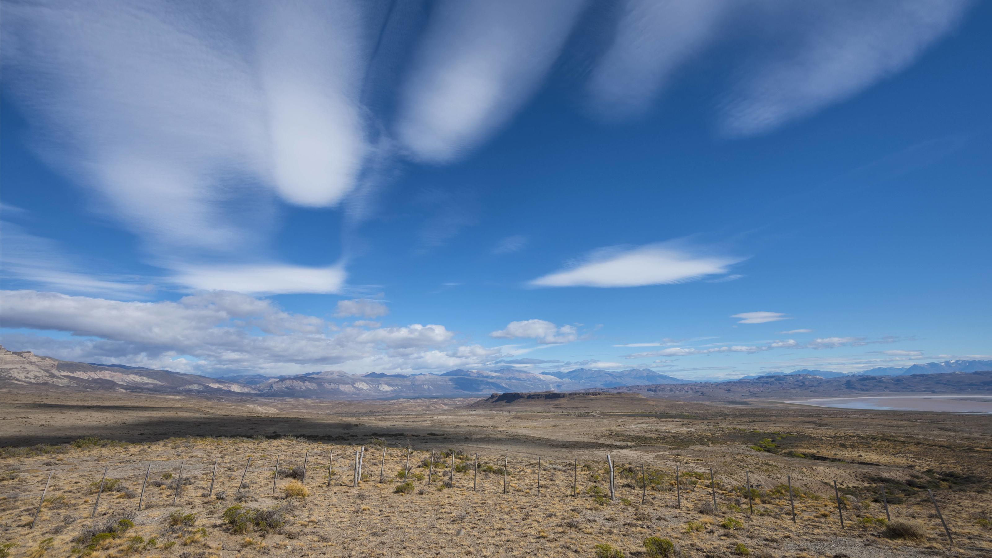Wetterlexikon: Pampero South America, Argentina, Patagonia, Santa Cruz, Cueva de los Manos, clouds in the Pampa | Verwendung weltweit