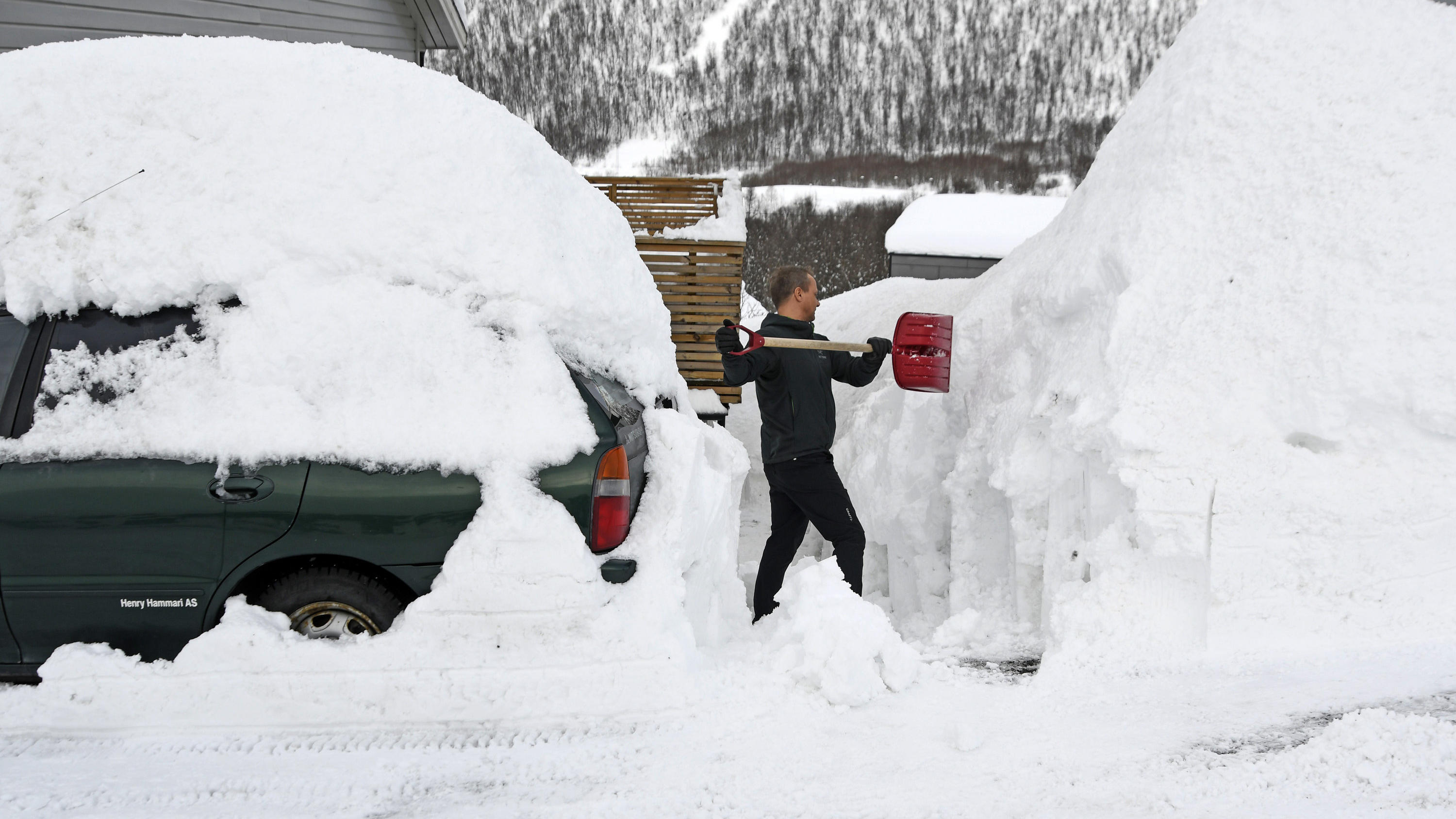 Wetterlexikon: Schneesonde Wetterlexikon: Schneesonde
