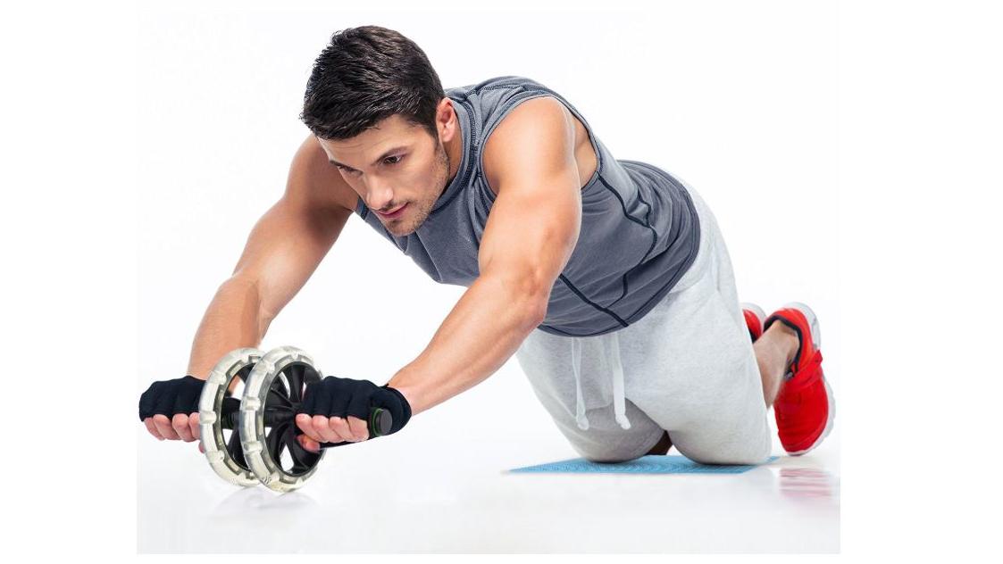 Fitness-Update: Mit diesen Tools feilen wir an unserer Strandfigur Bauchroller für straffe Bauchmuskeln