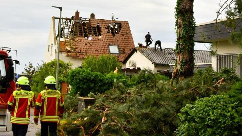 Heftiges Unwetter: Hier rast ein Tornado auf Bobenheim zu Sturmschäden