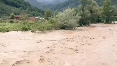 Regenfälle überfluten türkische Provinz - sieben Menschen vermisst, vier davon sind Kinder duezce 1