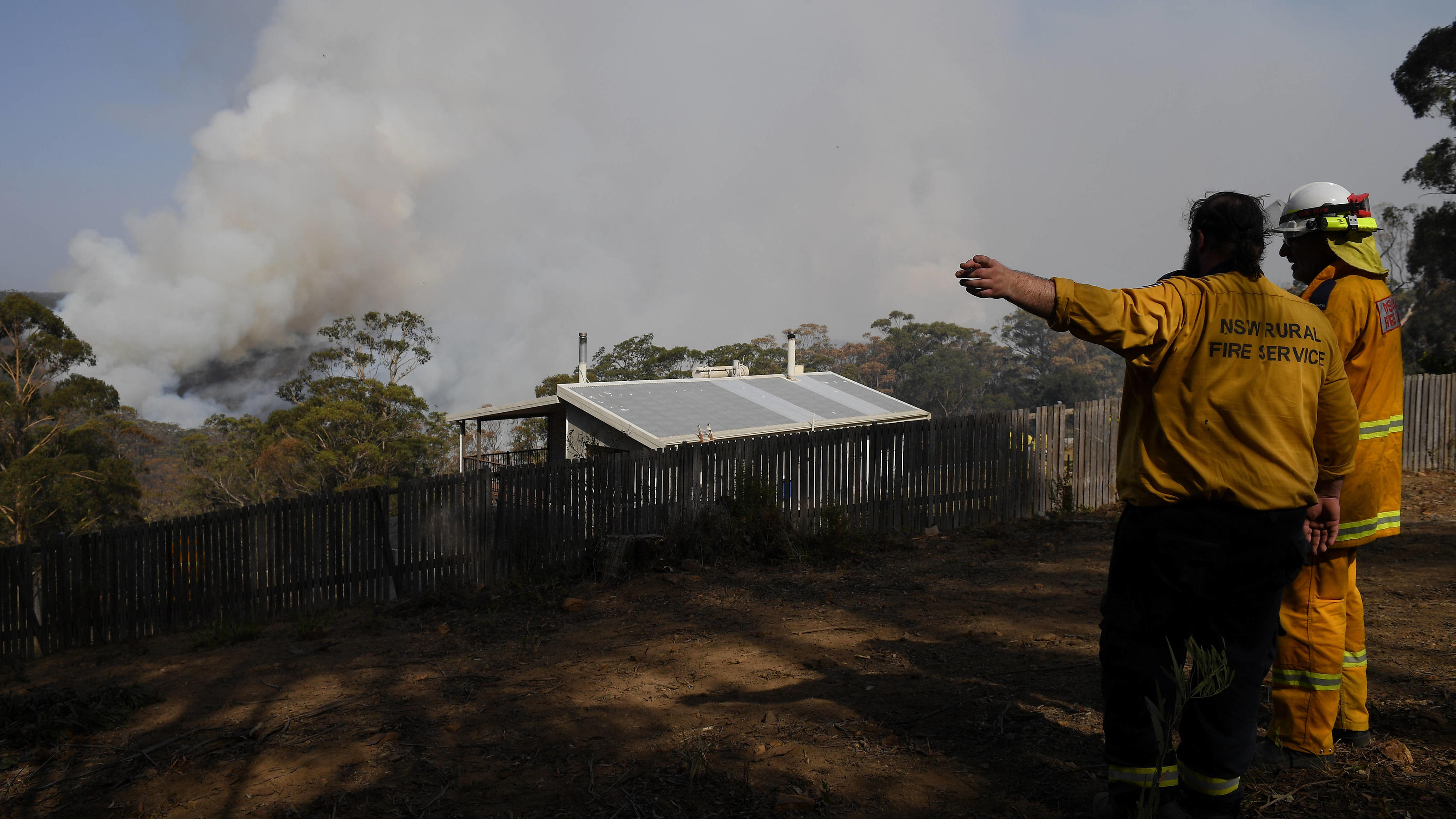 Buschfeuer in Australien: Feuerwehr hat eines der Buschbrände in Australien