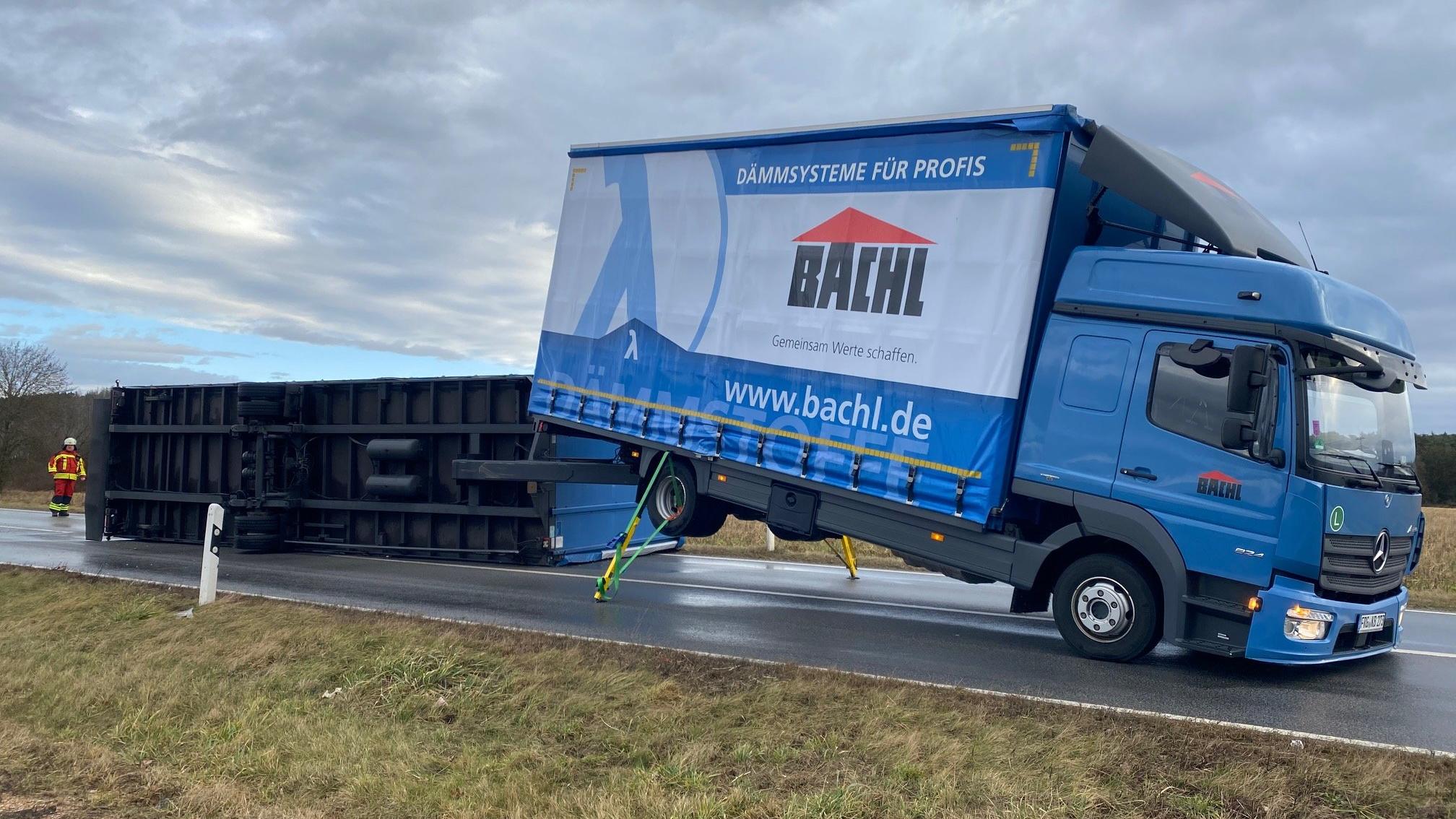 Orkan Sabine am Montag Bahn & Straßenverkehr