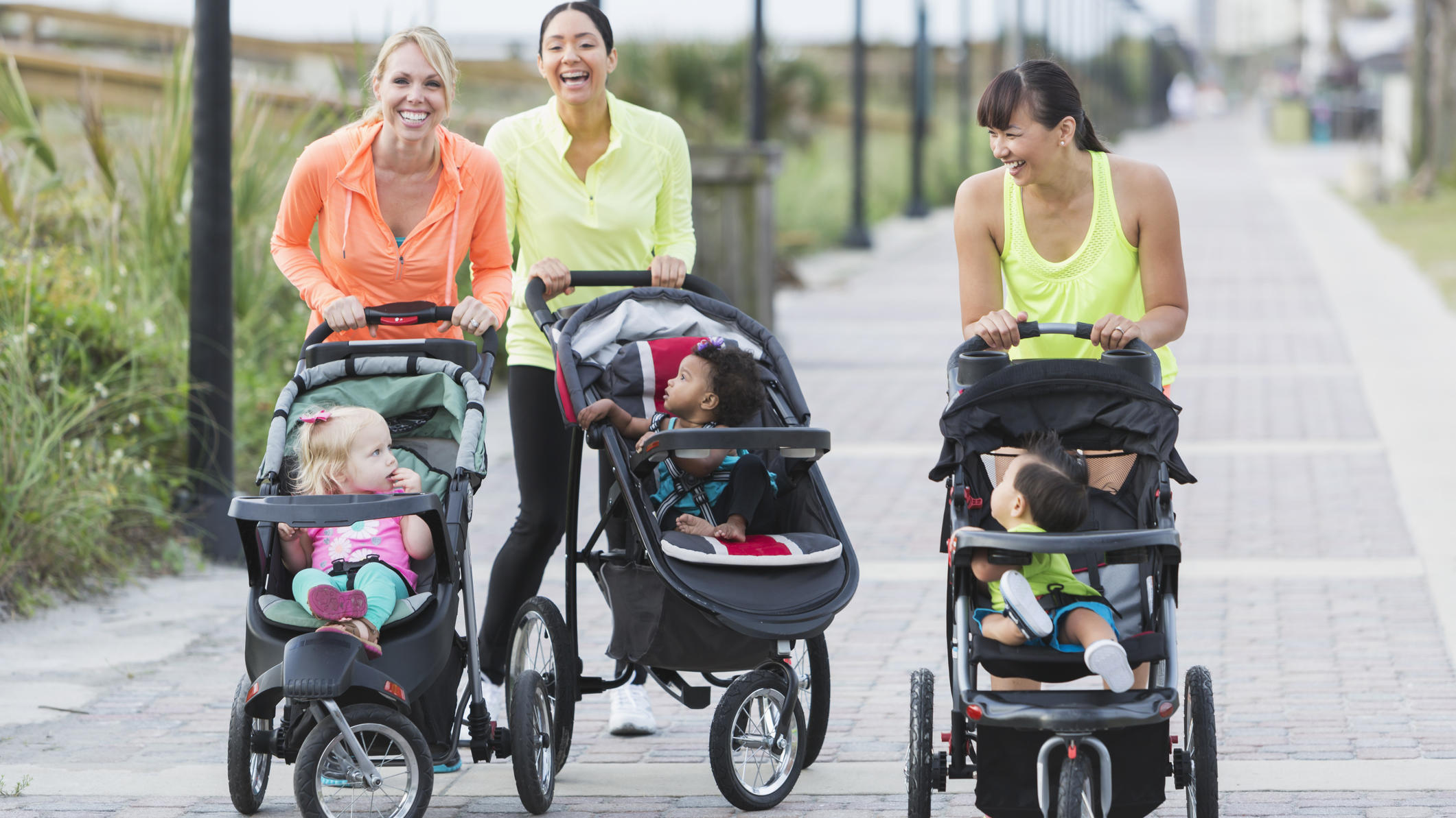 Buggy kaufen: Worauf es bei guten Modellen ankommt - Testsieger im Überblick Buggy