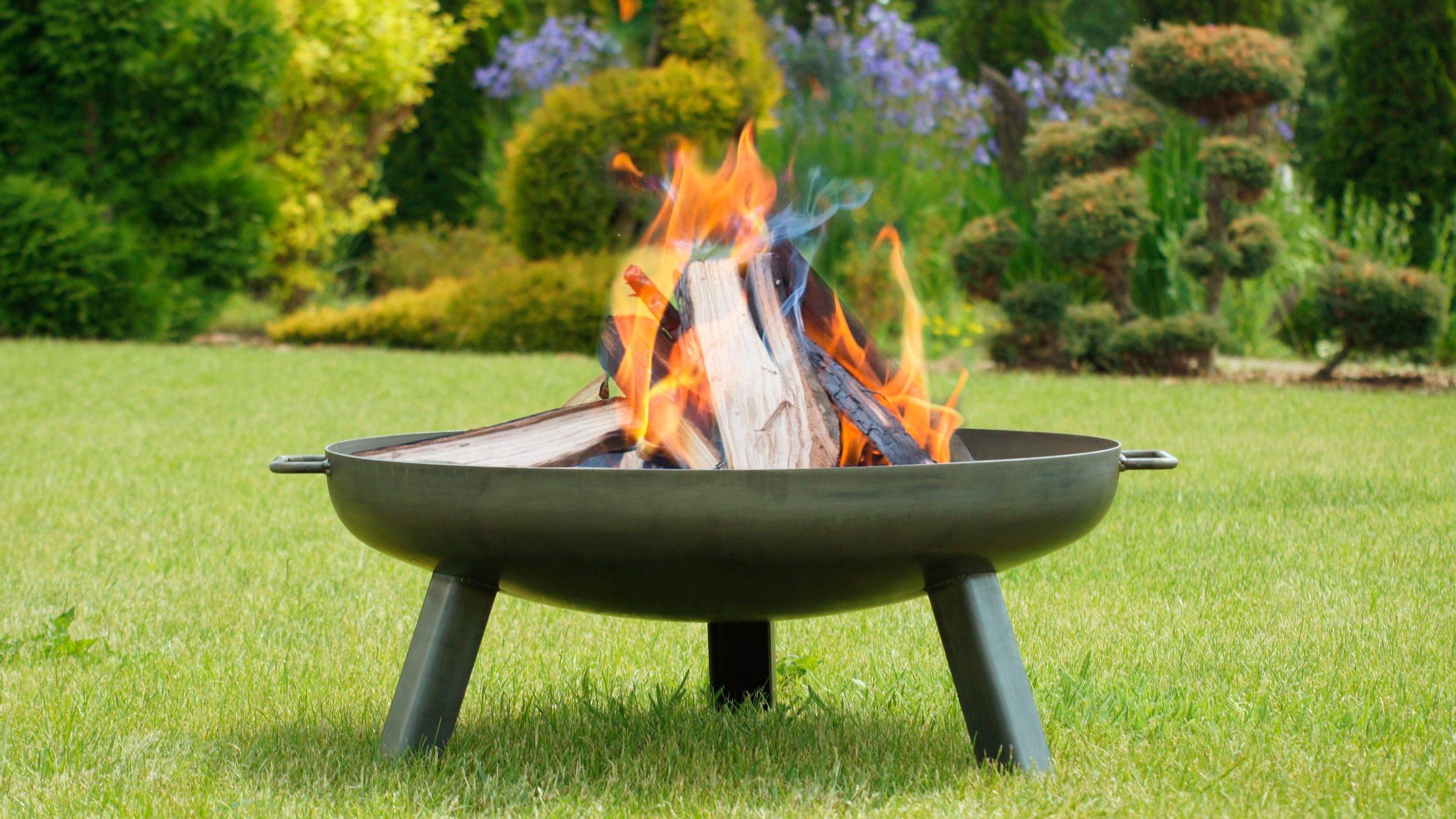 Pfingsten im Garten: So wird der Kurzurlaub zu Hause ein Fest! Feuerschale von Buschbeck
