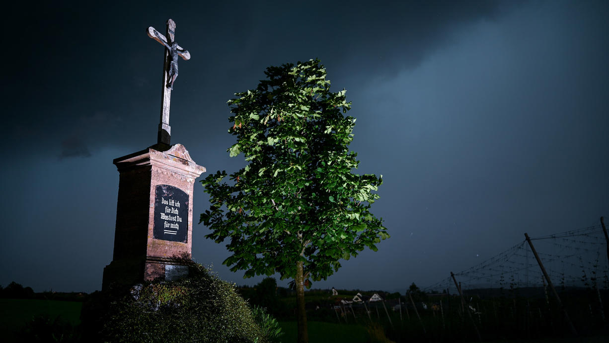 Kräftige Schauer und Gewitter im Süden