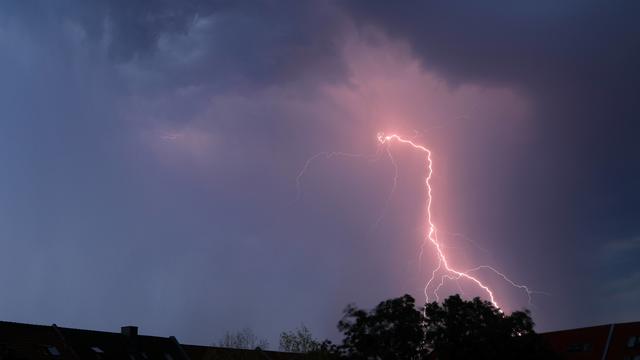 Gewitter und Regenschauer