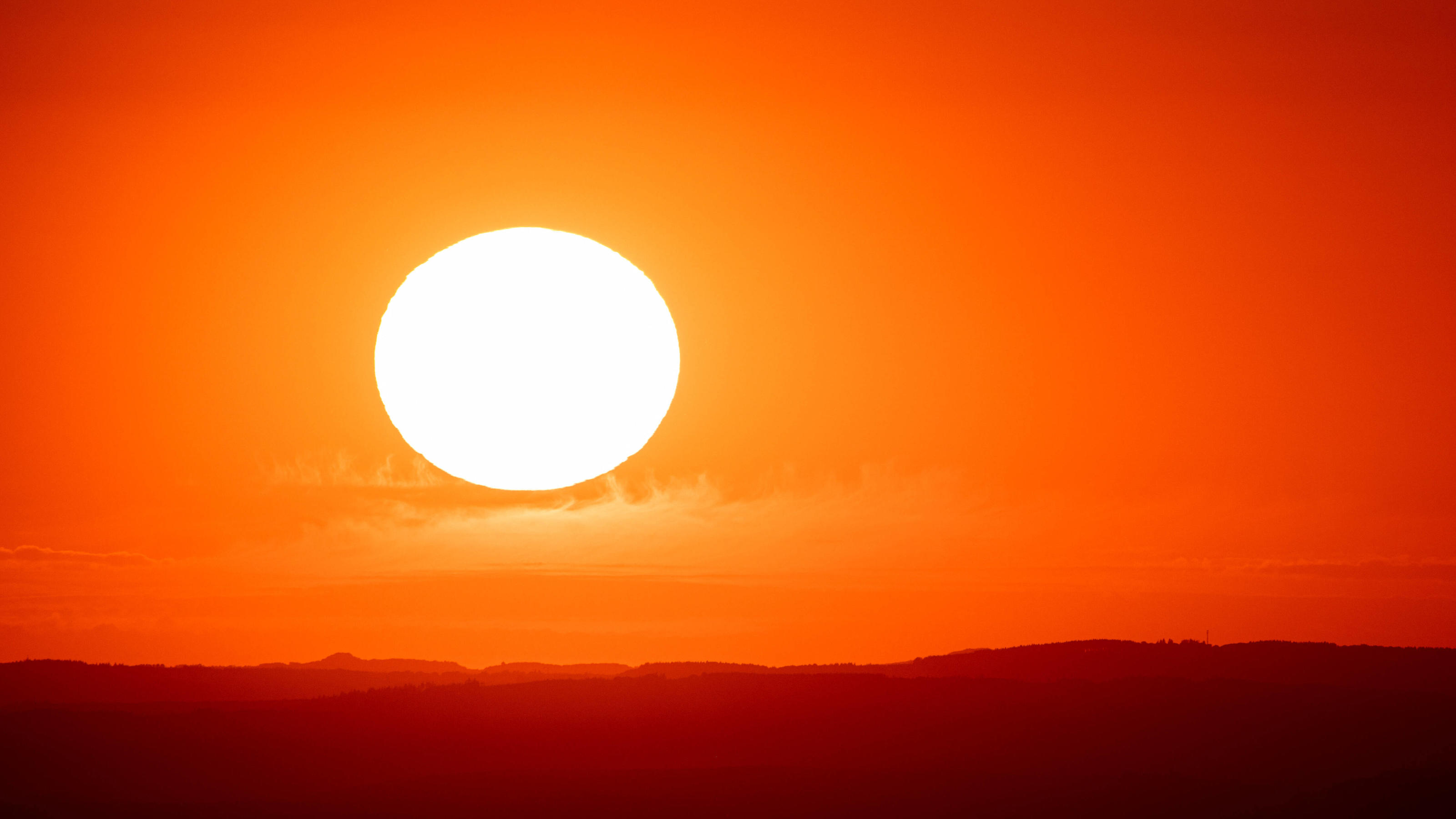 Wettervorhersage für den Herbst 2020 laut NOAA Sonnenuntergang im Taunus