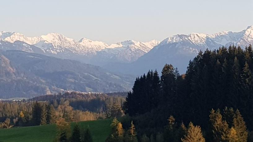 Warme Herbst-Wetterküche Eine Föhnwetterlage beschert uns bis zu 25 Grad am Alpenrand. (Bild von unserem wetter.de-Redakteur Oliver Scheel)