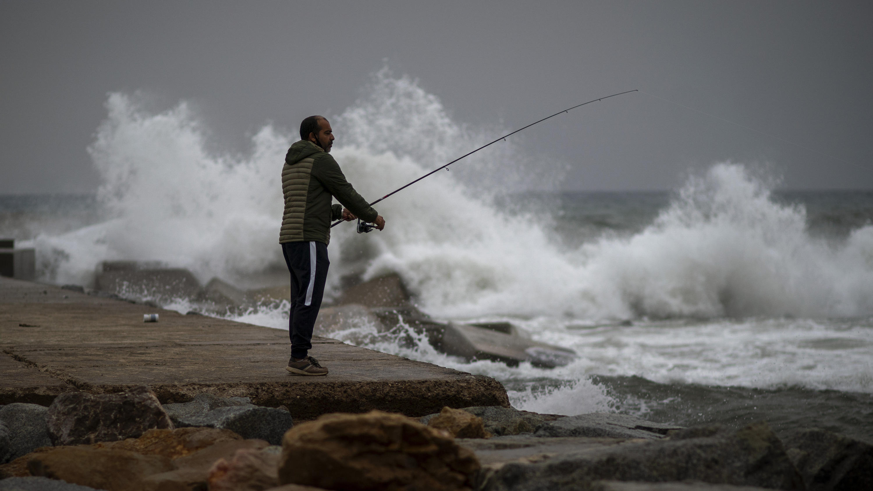 Schwere Unwetter auf den Kanaren und Kreta - Sturm über Frankreich und Spanien Sturm traf auch Frankreich und Spanien.