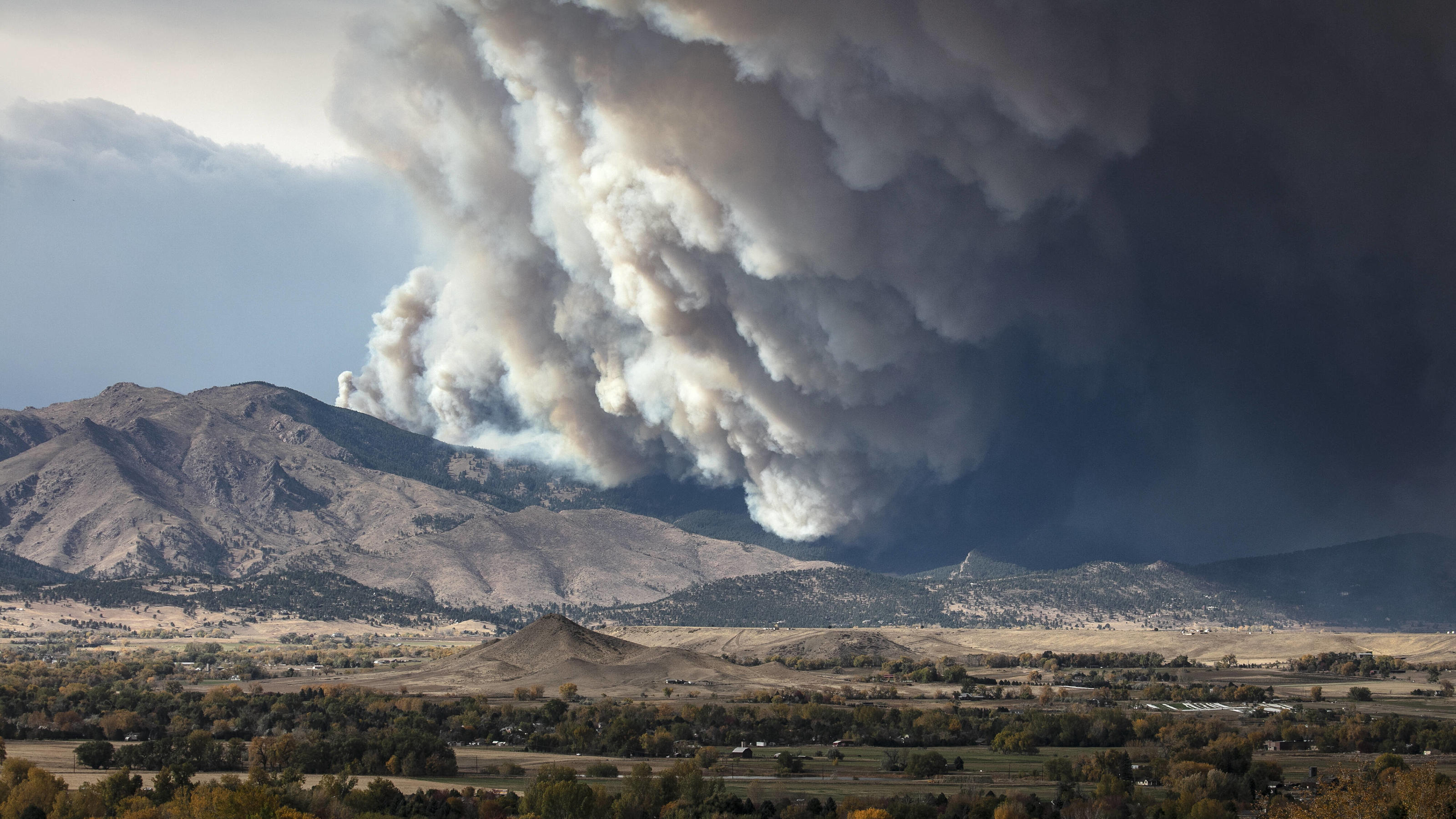 Waldbrand in Colorado breitet sich rasant aus Feuer in Colorado