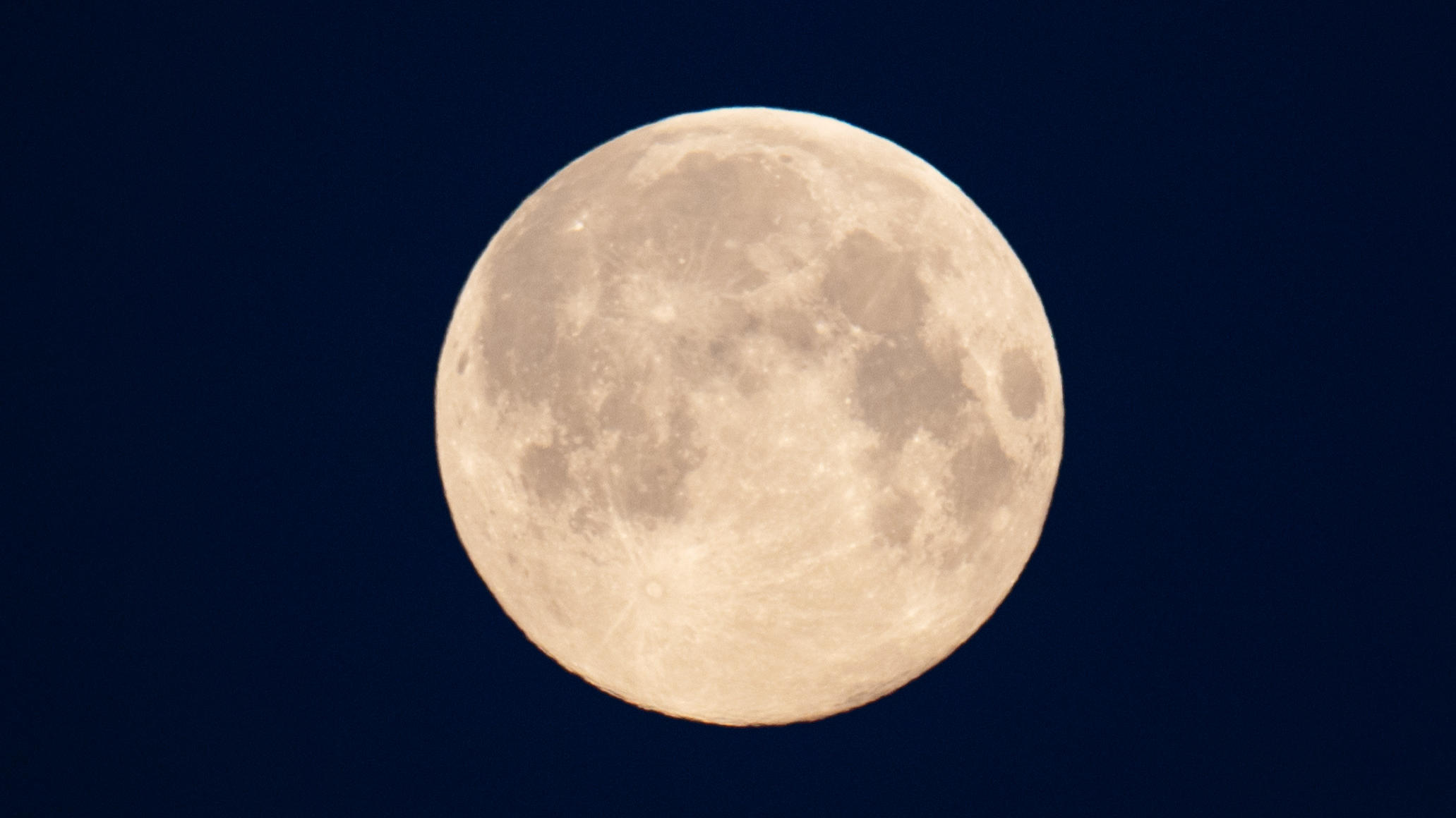 Sternenhimmel im Oktober 2021: Viele Meteorschauer, aber wo ist der Große Wagen? ACHTUNG: SPERRFRIST 26. OKTOBER 17:00 UHR. ACHTUNG: DIESER BEITRAG DARF NICHT VOR DER SPERRFRIST, 26. OKTOBER, 17.00 UHR MEZ VERÖFFENTLICHT WERDEN! EIN BRUCH DES EMBARGOS KÖNNTE DIE BERICHTERSTATTUNG ÜBER STUDIEN EMPFINDLICH EINSCHRÄNKEN. - ARCHIV -