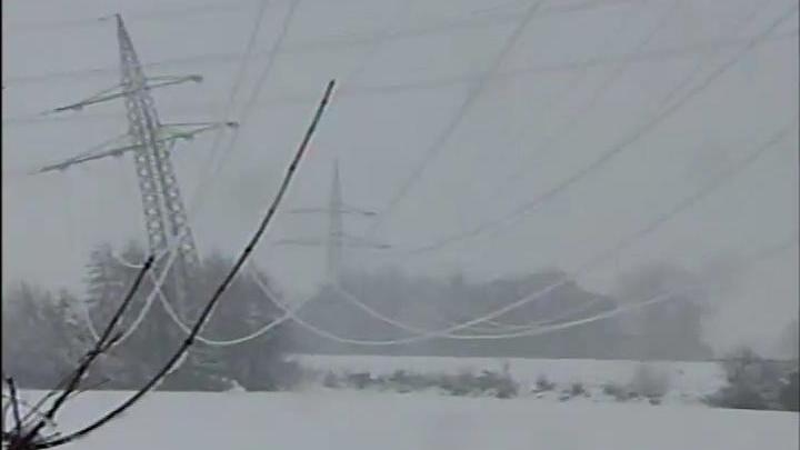 Sechs Tage ohne Strom in der Kälte - Größter Stromausfall der Nachkriegszeit Bild vom Münsterländer Schneechaos 2005