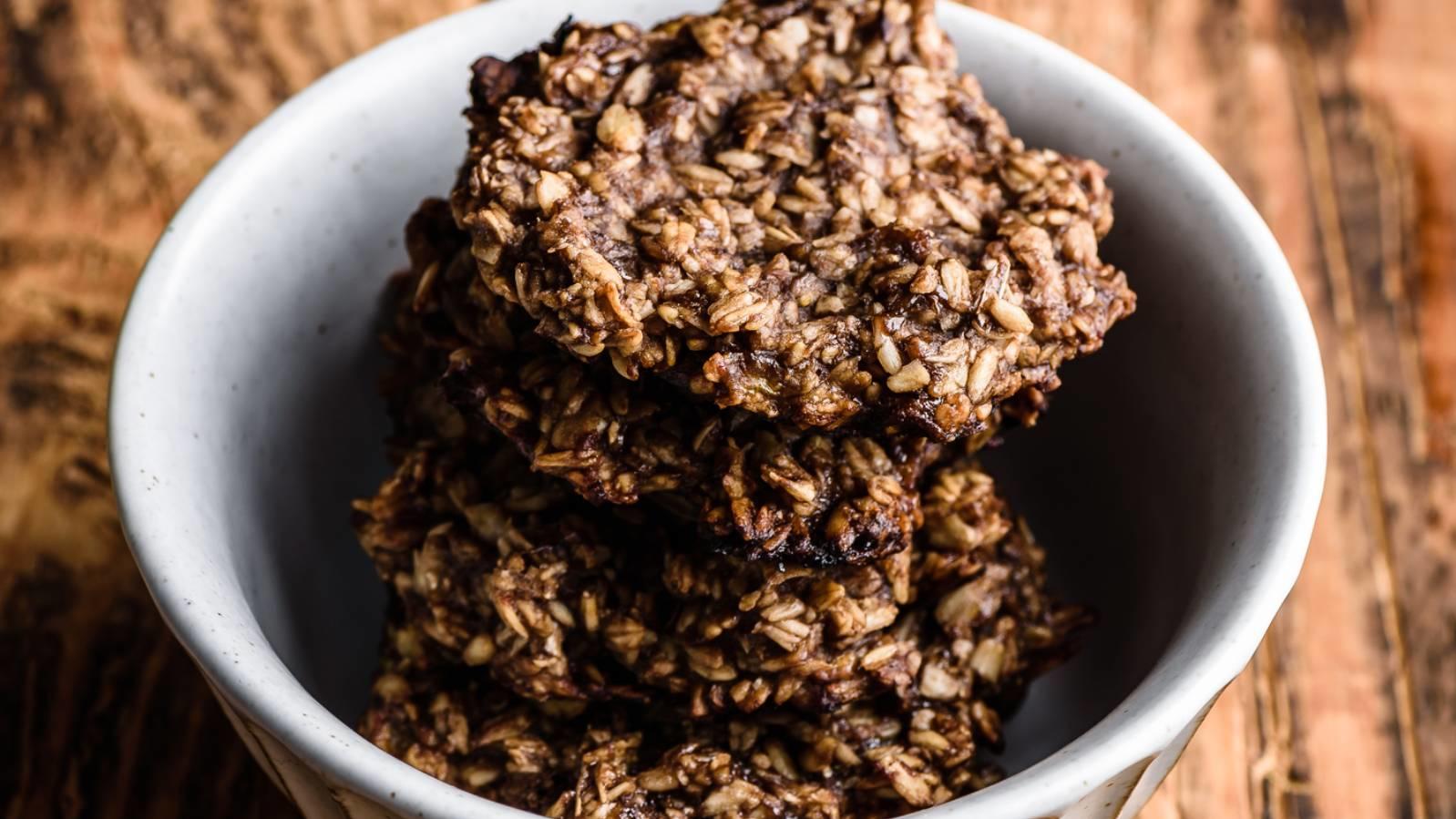 Ganz ohne Backen! Blitz-Rezept für leckere Haferflocken-Nutella-Plätzchen Schokoladen-Haferflocken-Kekse
