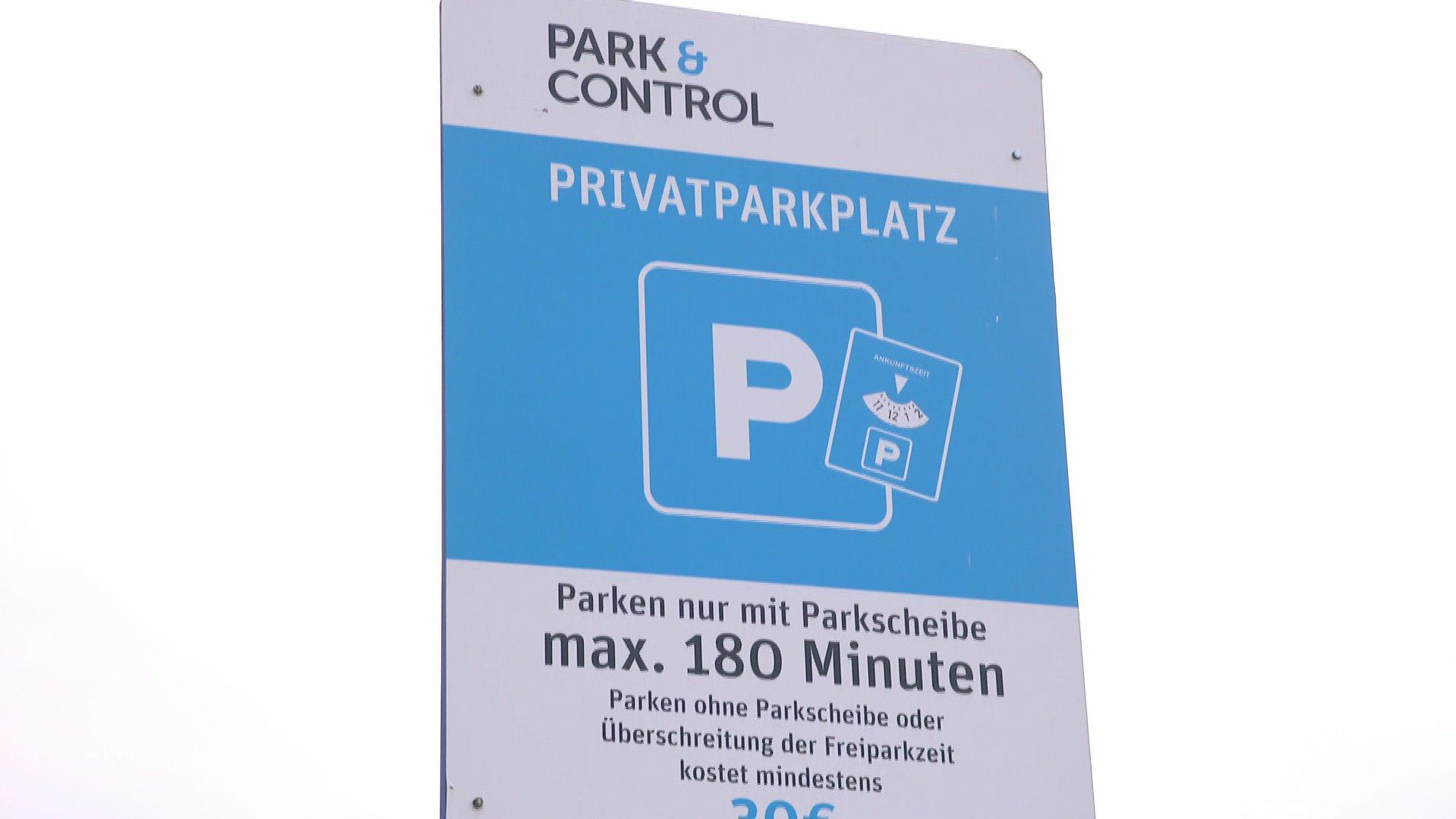 Knöllchen-Abzocke: Darf ein Strafzettel so viel kosten? Schild eines