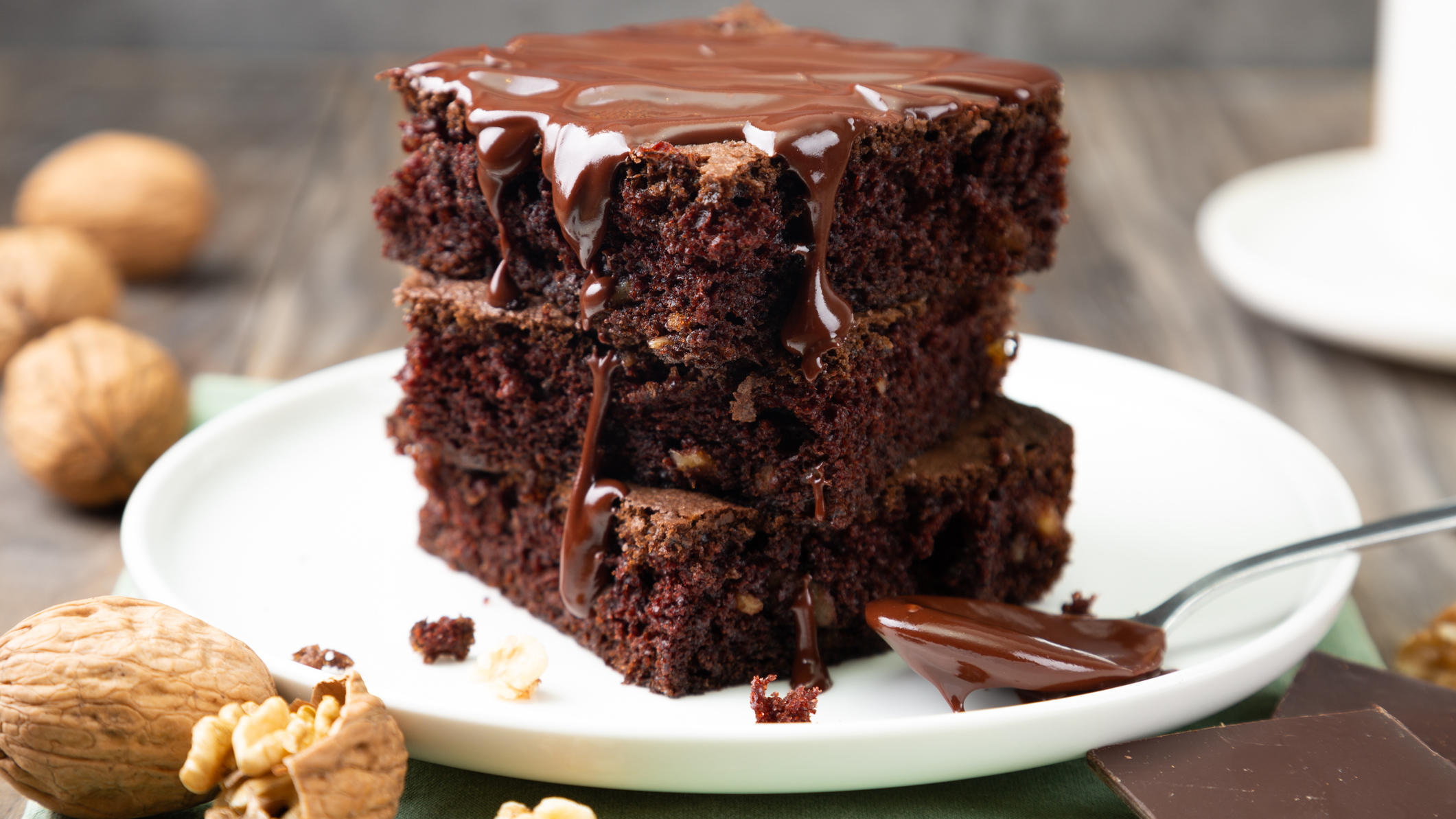 Der Hermann-Kuchen ist zurück: 5 Varianten für jeden Geschmack Walnuss-Schokobrownies mit Hermann-Teig