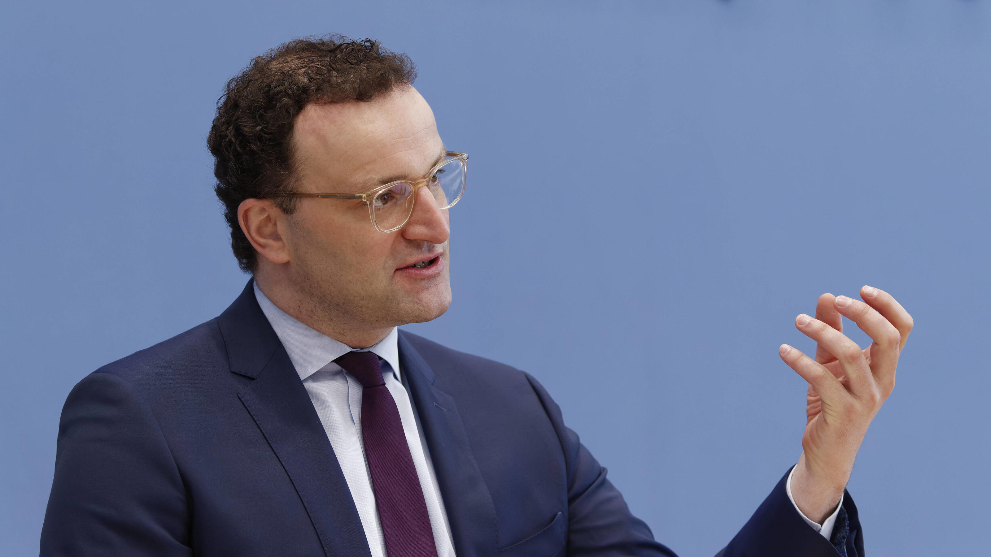 Das plant Merkel: Diese Öffnungsschritte könnten kommen Jens Spahn forderte erneut eine Kostenübernahme der Corona-Tests durch Bund ab dem 1. März.