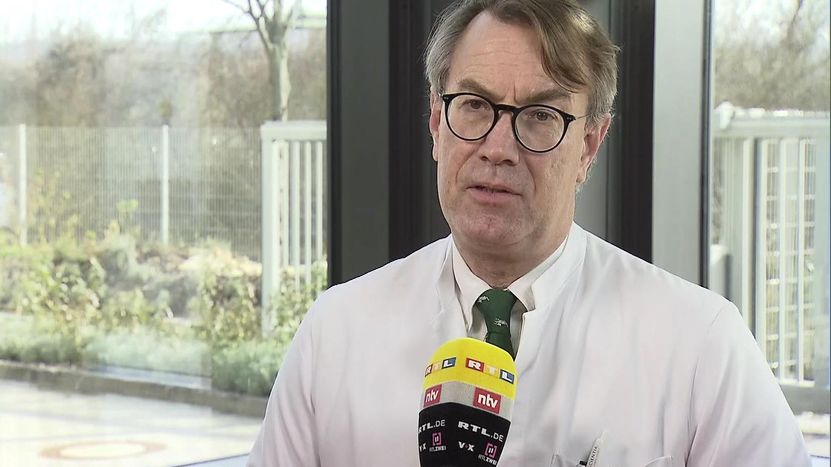 Corona-Selbsttests ab Samstag im Handel: Wie funktionieren sie und wie zuverlässig sind sie? Dr. Georg-Christian Zinn, Direktor Hygienezentrum Bioscentia, über die Einführung der Corona-Selbsttests für zu Hause.