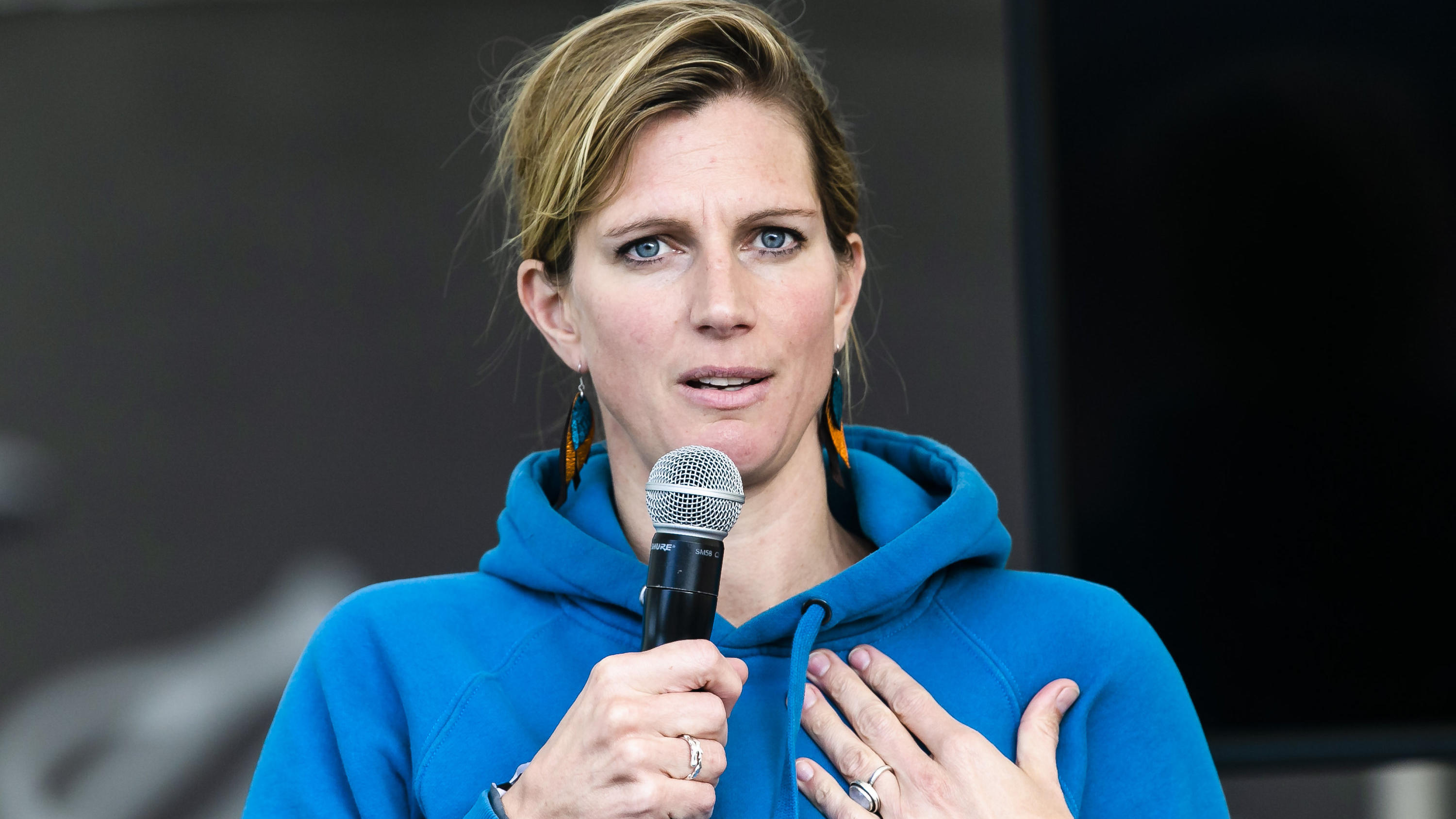 Gegen den Klimawandel ist die Corona-Krise ARCHIV - 30.09.2019, Schleswig-Holstein, Westerland: Maja Göpel, frühere Generalsekretärin des Wissenschaftlichen Beirats der Bundesregierung Globale Umweltveränderungen (WBGU), spricht während eines Vortrags über Klimaschutz