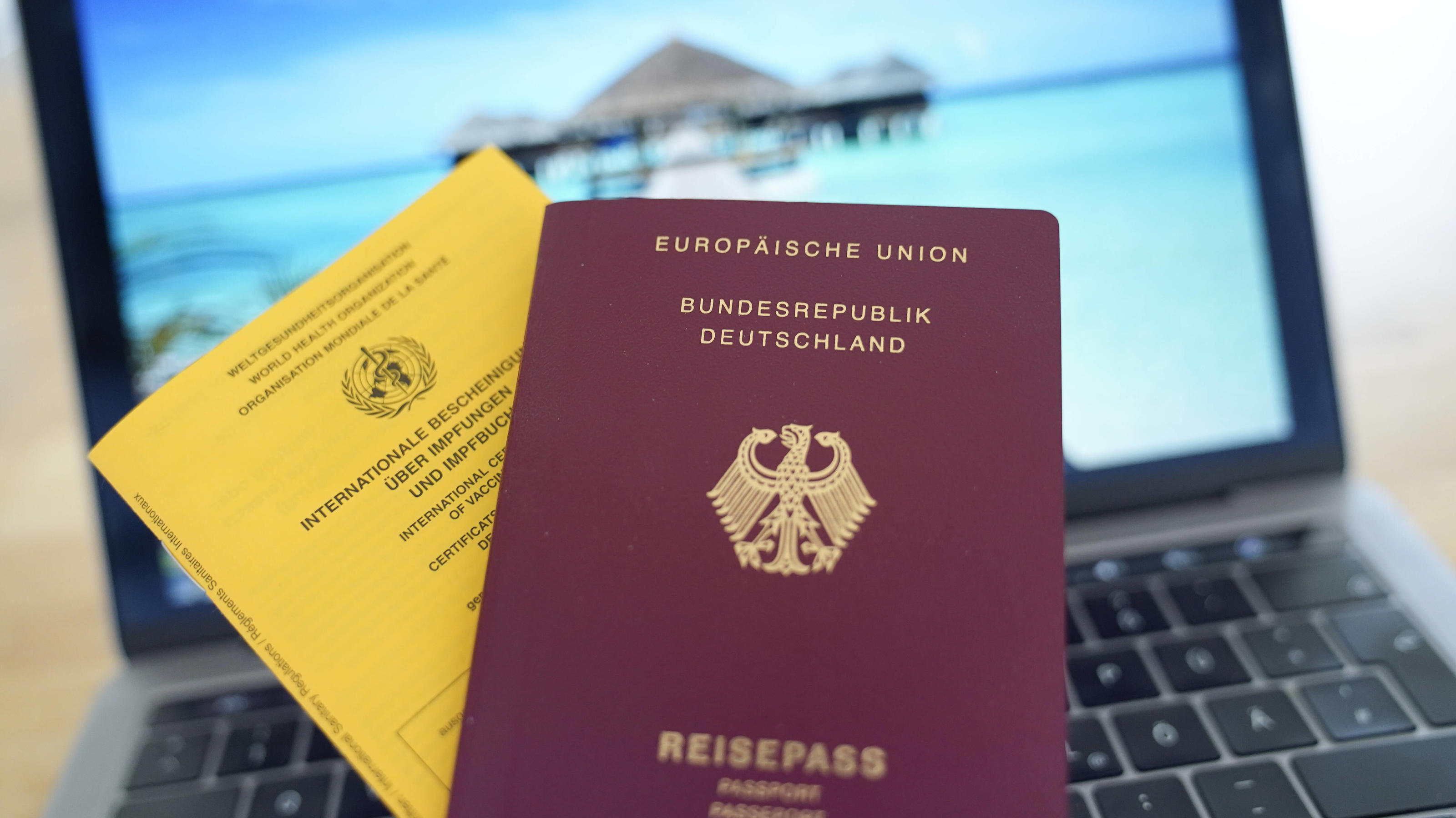 Diese Airline will bald keine Ungeimpften mehr mitnehmen Urlaub mit dieser Airline könnte bald nur noch für Geimpfte möglich sein