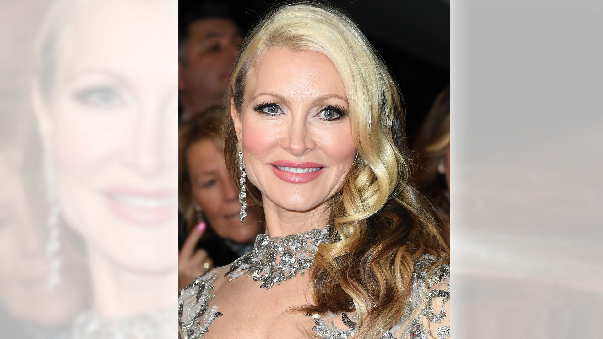 Model spaltet mit Sex-Aussage das Netz: Model Caprice Bourret im Jahr 2020 auf einem roten Teppich.