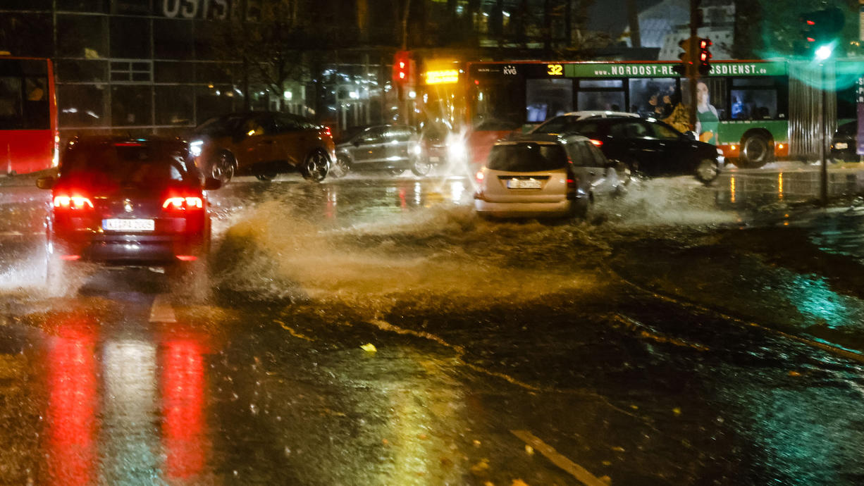 Im Norden Sturm, Sturmfluten und Regen