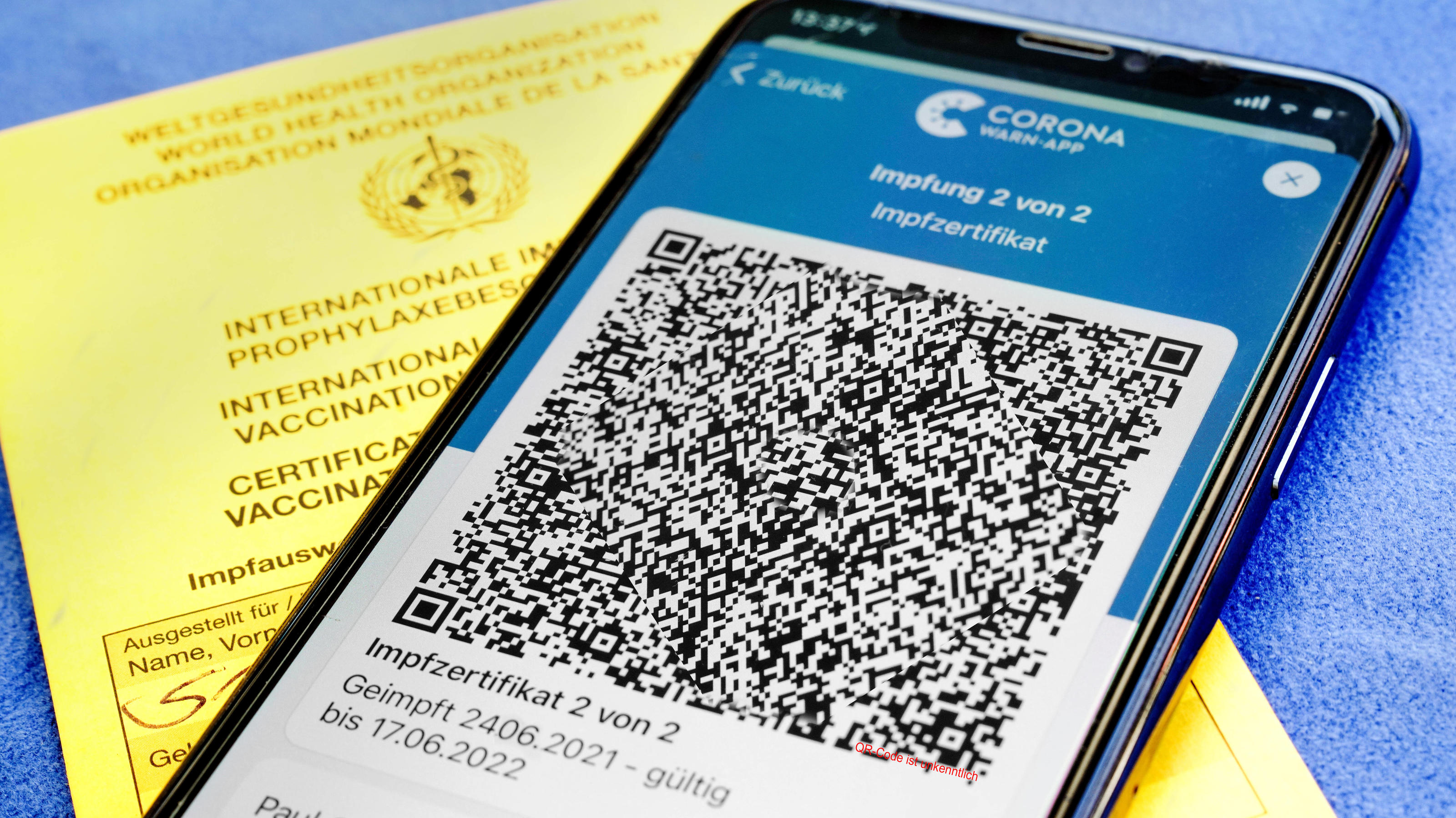 Corona: Läuft der digitale Impfpass aus? Wenn ja, wann? Und was können wir tun? Das digitale Impfzertifikat in der Corona Warn-App bestätigt eine abgeschlossenen Impfung