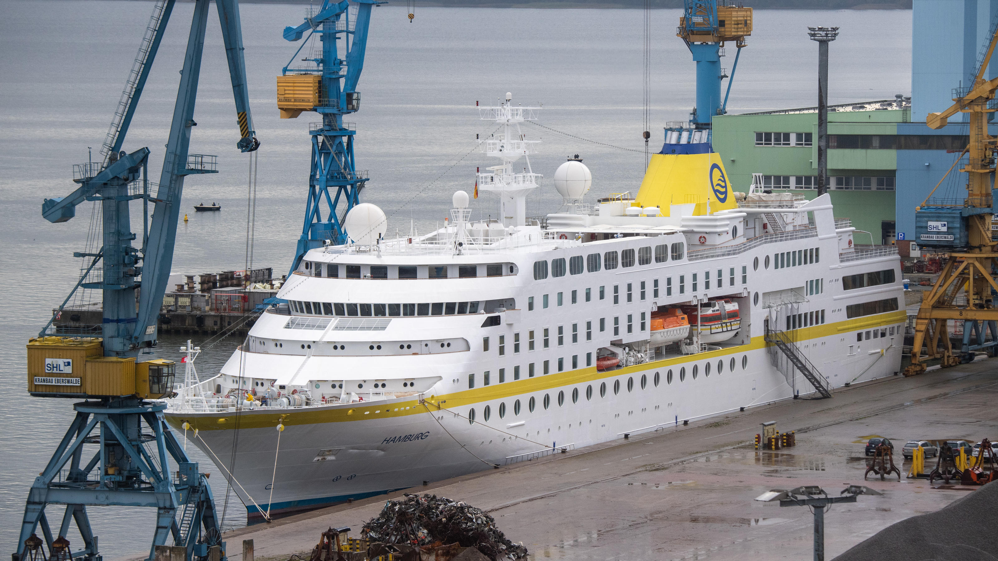 Trotz Negativ-Test: Kreuzfahrt-Urlauber berichten von Horror-Quarantäne-Reise Schiff MS Hamburg