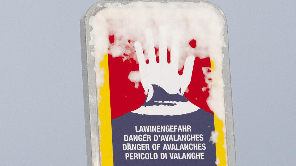 Lawinenwarnung: Im Westen der Schweiz herrscht eine sehr kritische Lawinensituation Lawinenwarnung: Schweiz