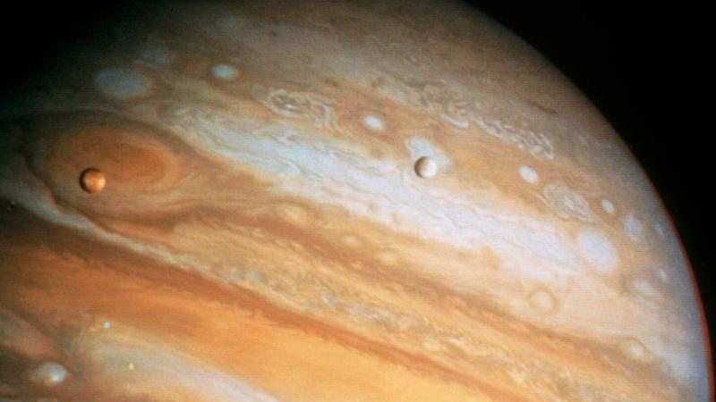 Jupiter, Saturn und Sternschnuppen - was zeigt der Sternenhimmel im September? Der Planet Jupiter. Schon Astronomen im alten Babylon haben den Lauf der Himmelskörper mit Hilfe der Geometrie bestimmt, wie der Wissenschaftshistoriker Mathieu Ossendrijve berichtet. Foto: Voyager/Archiv