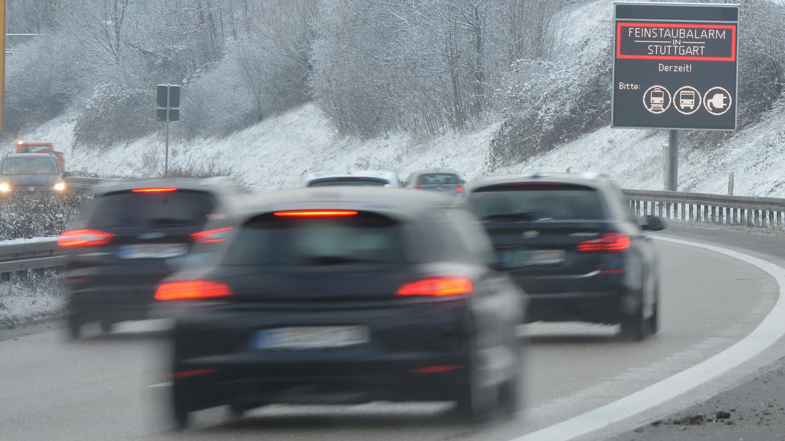 Erschreckende Feinstaubwerte fast wie in China: Inversionslage verschlimmert Emissionen aus Straßenverkehr Feinstaubalarm.