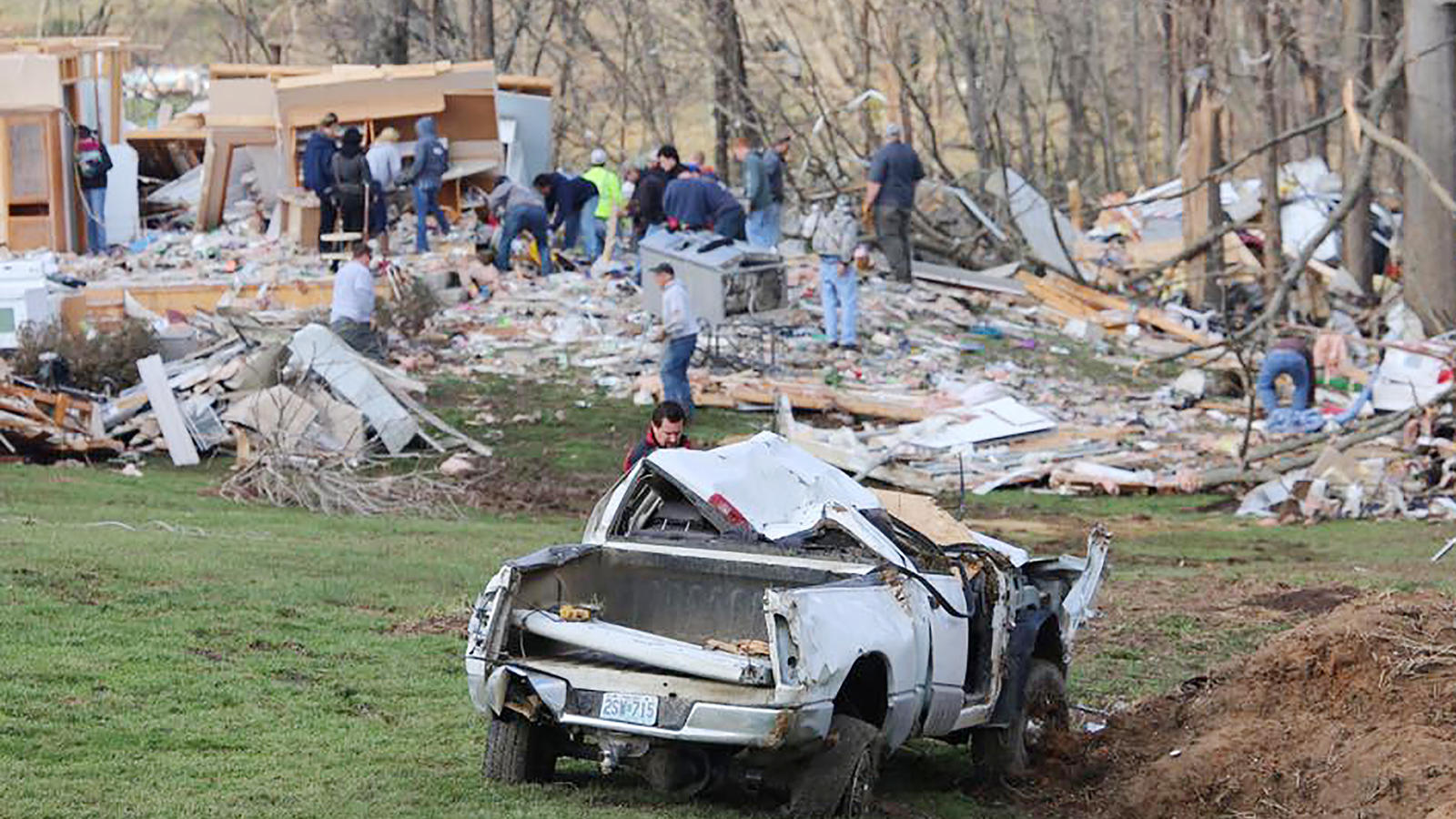 25 Tornados hinterlassen im Mittleren Westen der USA