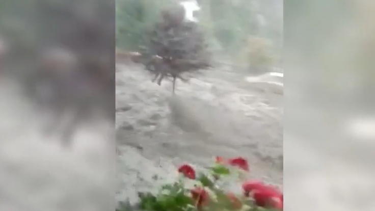 Reißende Wassermassen zerstören Dorf August 2018: Heftige Sturzflut in Tirol