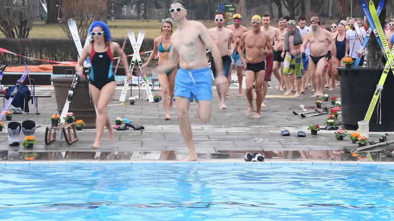 Pack die Badehose ein Die Freibadsaison ist eröffnet
