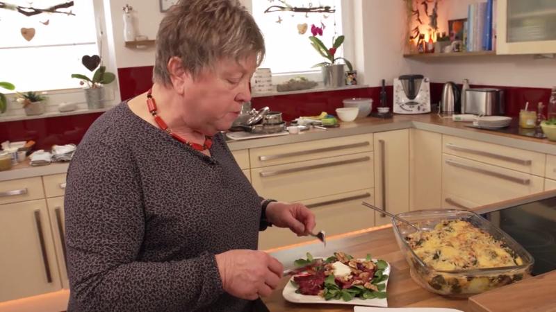 Den lieben auch Rosenkohl-Hasser Veronikas Rezept für Rosenkohlauflauf