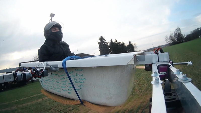 The Real Life Guys Mit Badewanne zum Bäcker