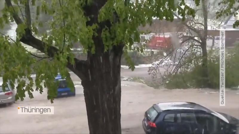 Unwetter wüten über Deutschland Tornado in Sachsen - Krankenhaus evakuiert