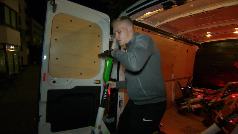 Ganz neuer Beruf Juicer: Wer lädt die ganzen E-Scooter wieder auf?