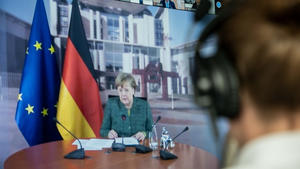 Kanzlerin Merkel fordert schärfere Klimaziele.