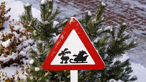 weihnachten,straßenschild,weihnachtsmann *** christmas,street sign,santa clause g1e-fl8