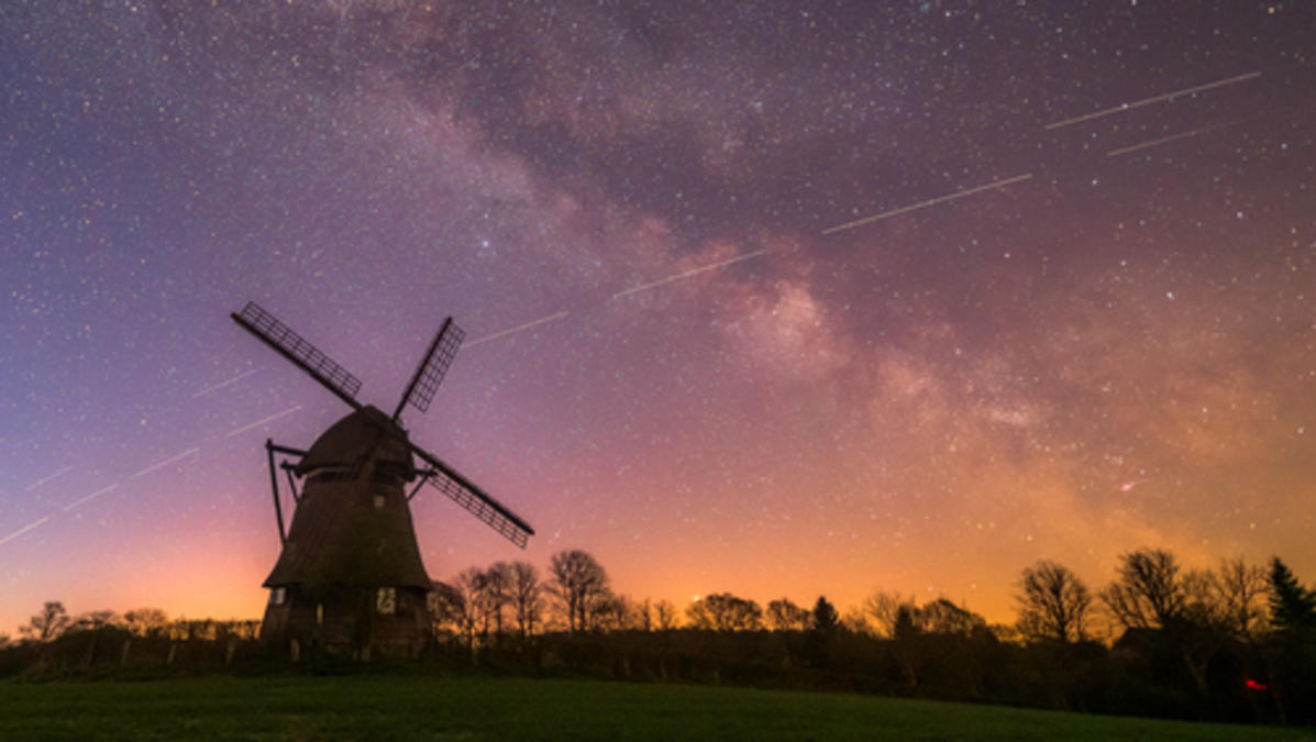 Starlink-Satelliten: Verwirrende Lichterketten am