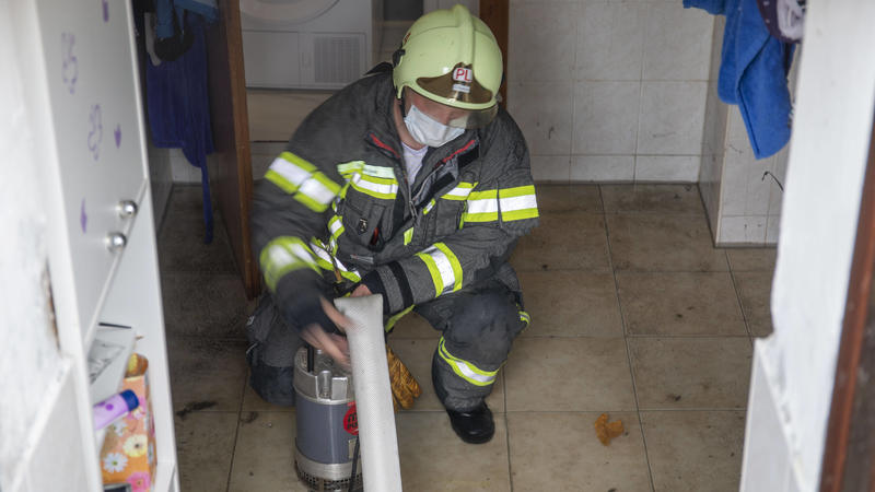 Durch die Unwetter hatte die Feuerwehr am Montagabend einiges zu tun.