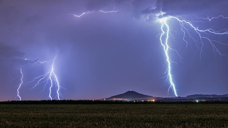 Gewitter über Deutschland sorgen in Deutschland wieder für Chaos.