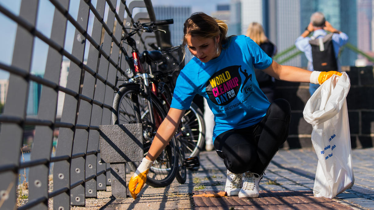 Jedes Jahr am dritten Samstag im September findet der World Cleanup Day statt, die größte Bürgerbewegung der Welt zur Beseitigung von Umweltverschmutzung und Plastikmüll. So können Sie mithelfen.