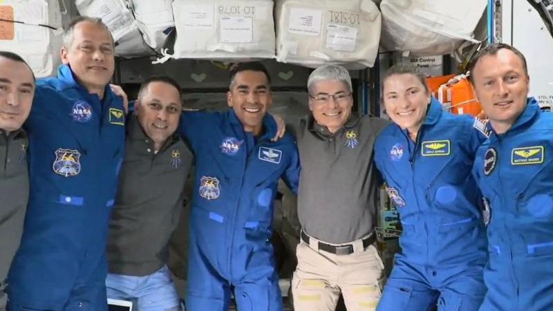 SpaceX Dragon-Kapsel Ankunft an der ISS