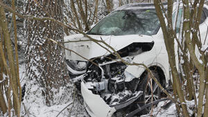 Viele Unfälle nach Eis und Schnee 